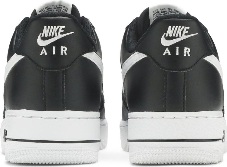 Air force 1 black with store white stripe