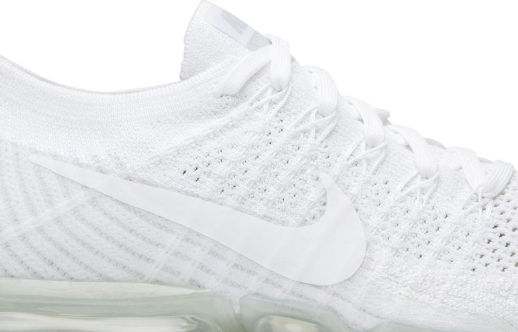 Air vapormax white outlet christmas