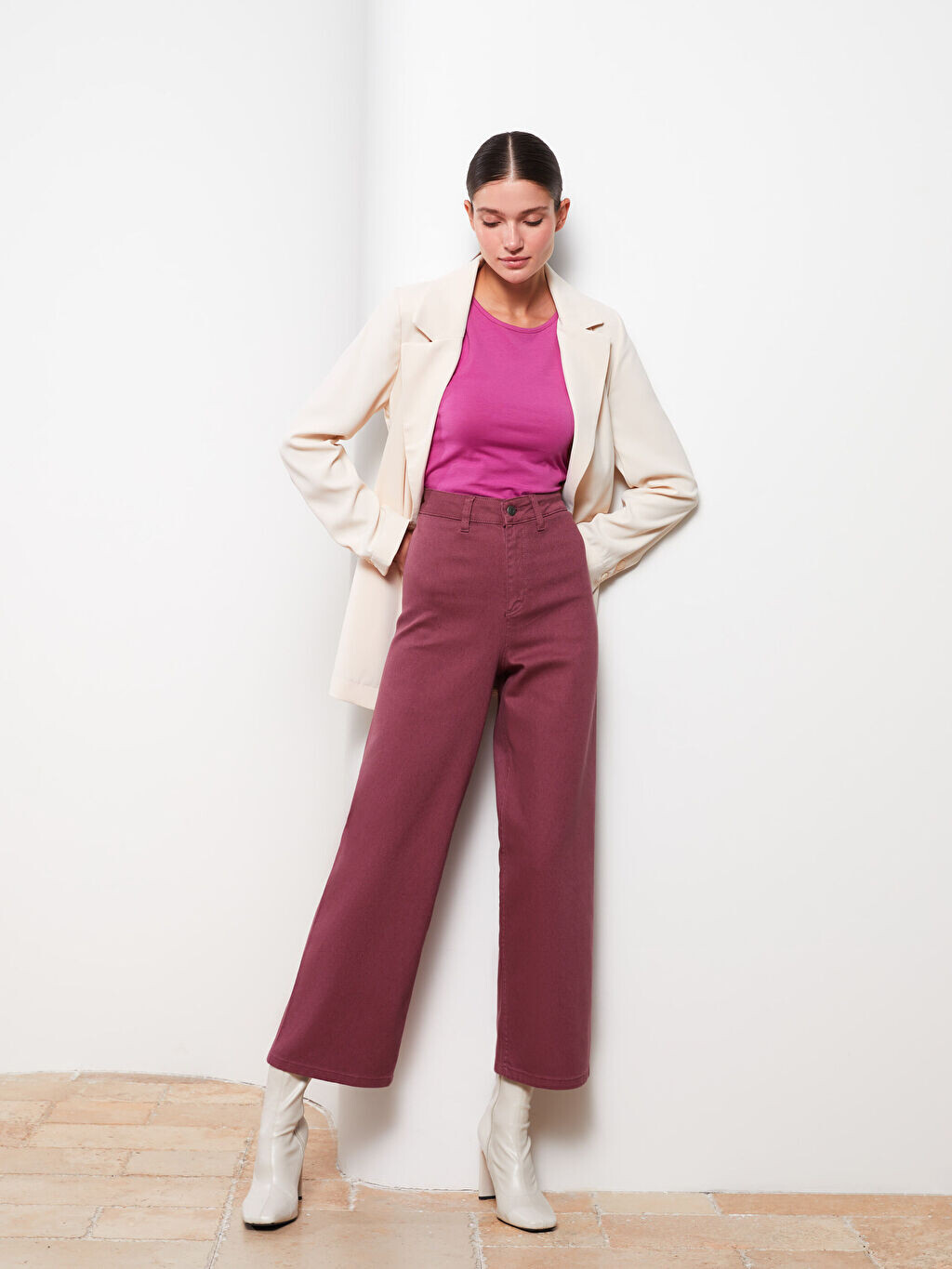 

Комфортные прямые женские брюки из габардина LCW Modest, Коричневый