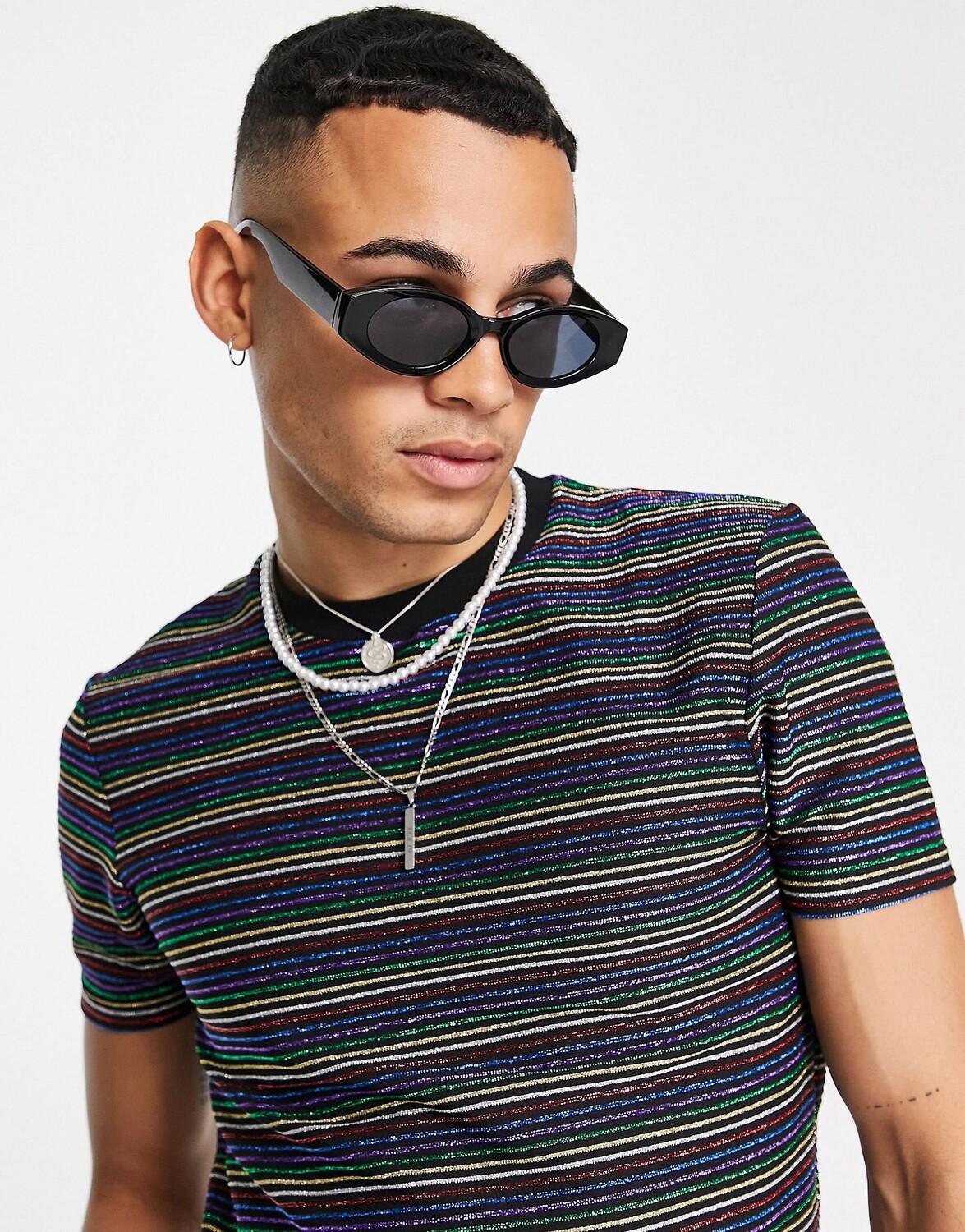 

Черная футболка скинни с эффектом металлик ASOS DESIGN
