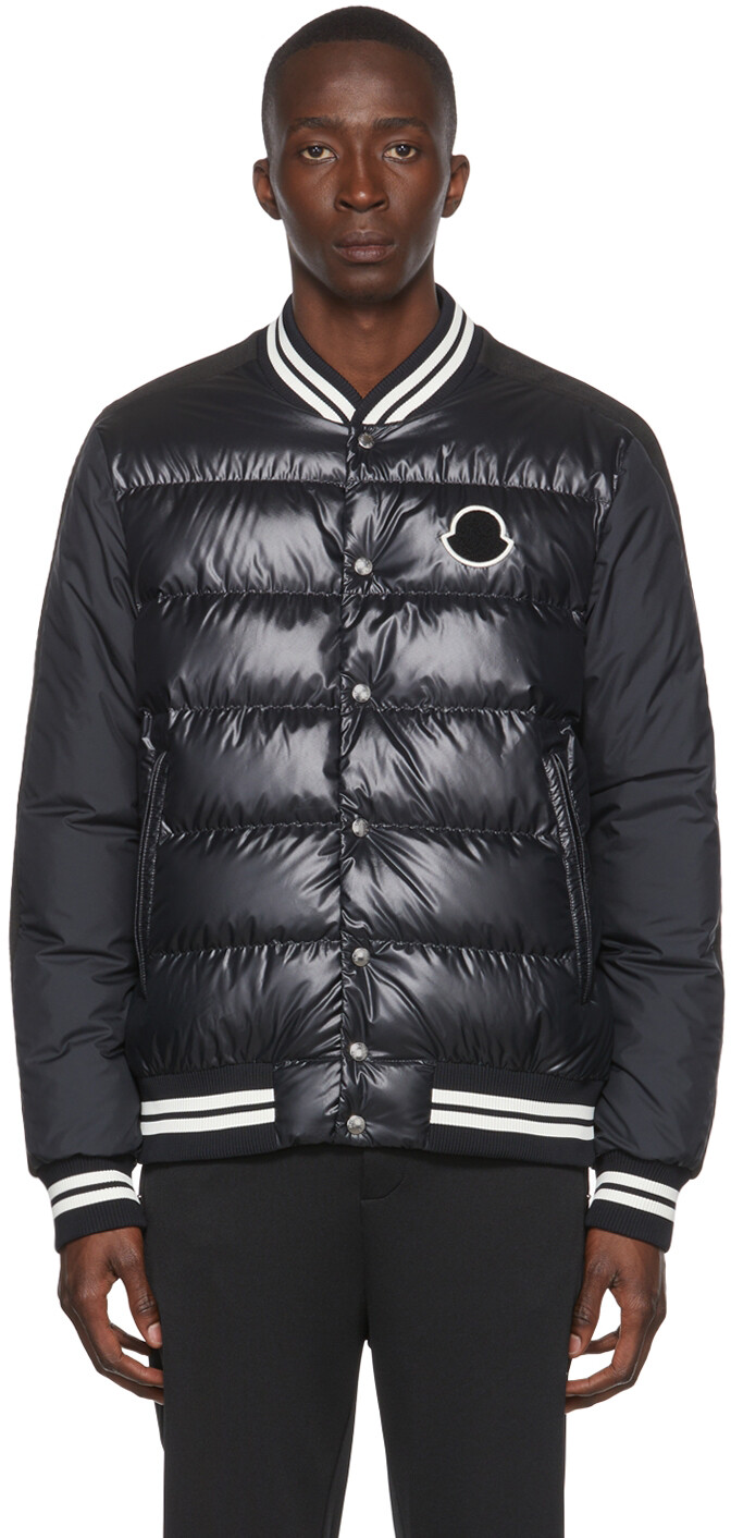 

Черный пуховик Torilis Moncler