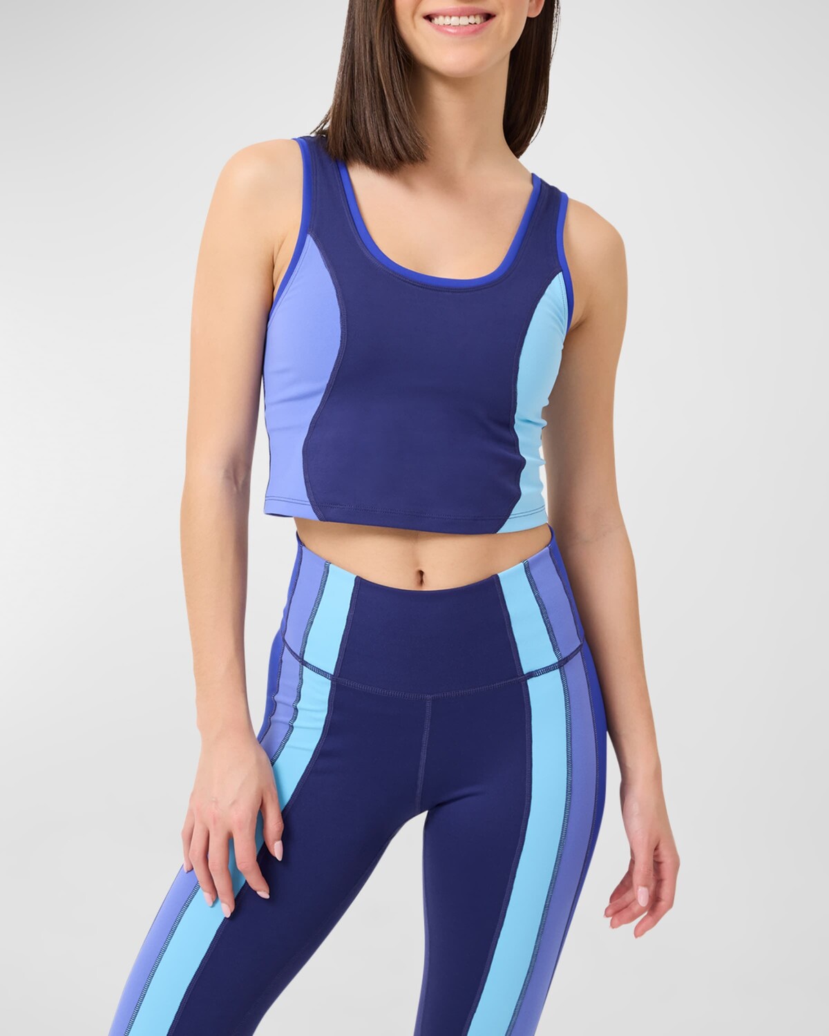 

Укороченный топ TLC Princess Seam Colorblock в синем цвете Terez, цвет Blue