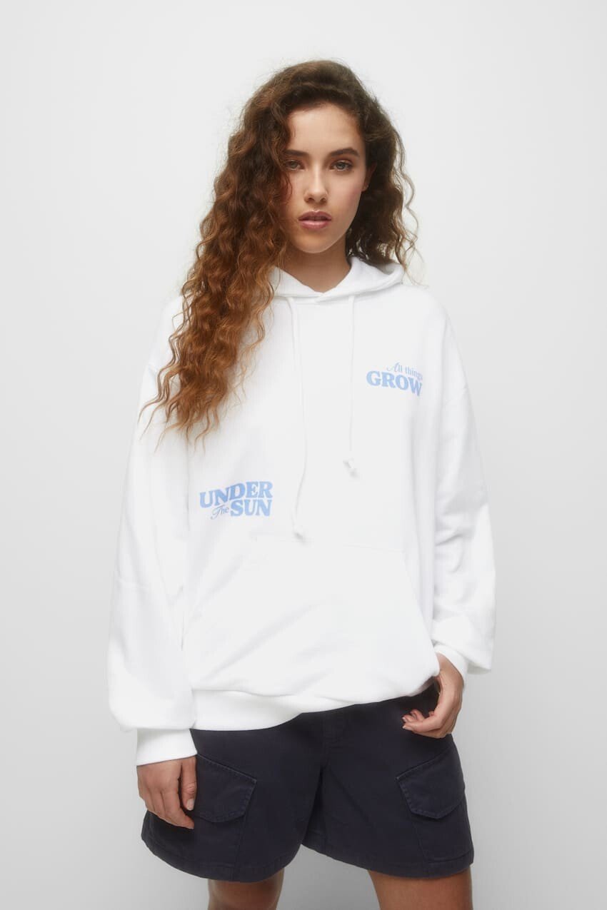 

Худи с принтом букв Pull&Bear, белый