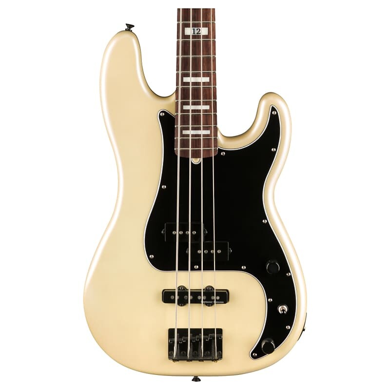 

Fender Duff McKagan Signature Deluxe Precision Bass Guitar, Rosewood FB, White 146510334