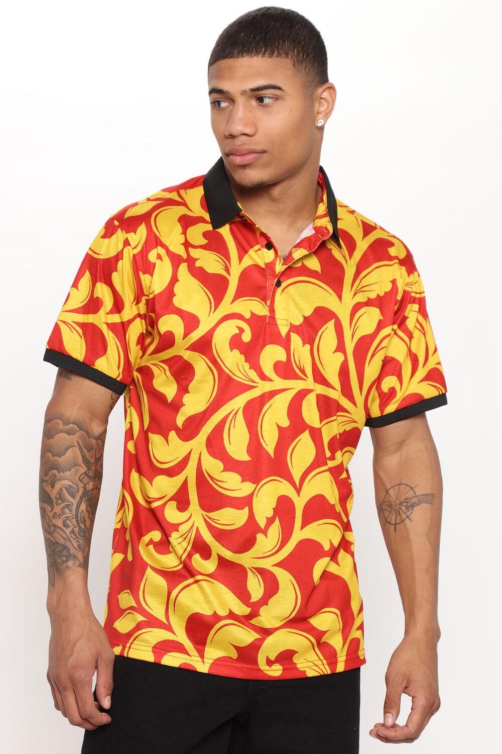 

Футболка Fashion Nova 2221922541, красный