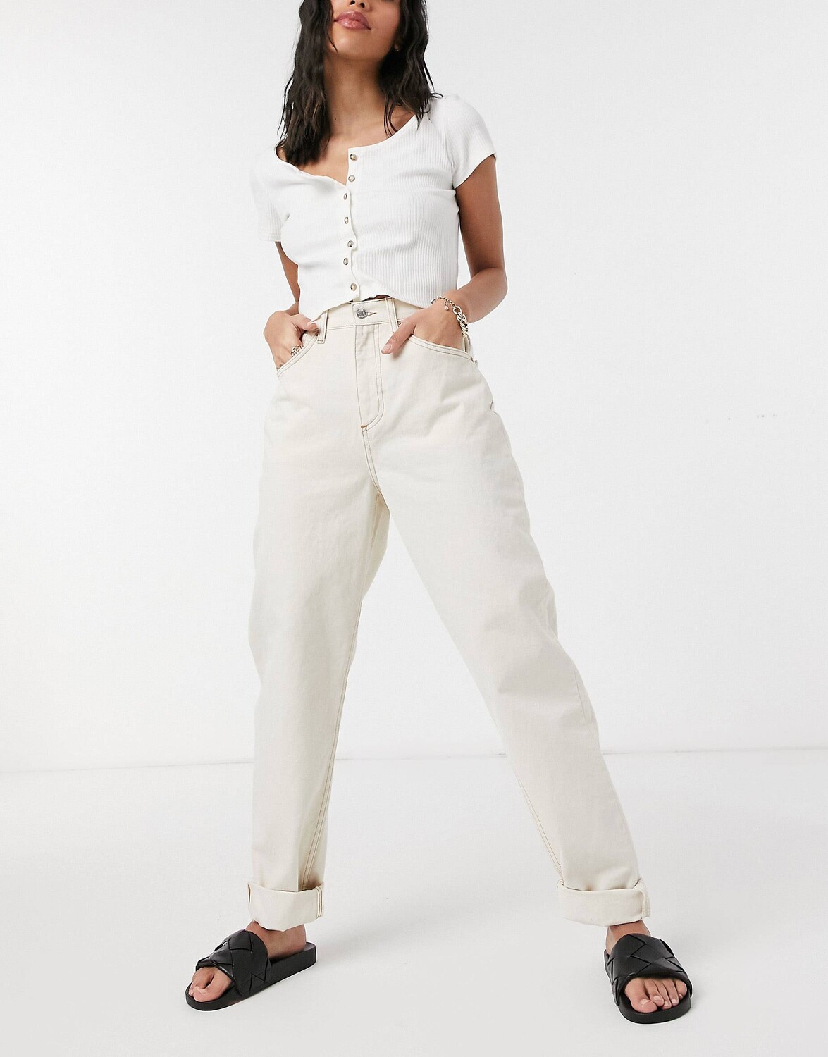 

Джинсы с высокой посадкой ASOS DESIGN из смесового хлопка, экрю