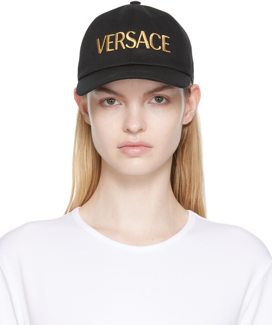 

Черно-золотая кепка с вышитым логотипом Versace