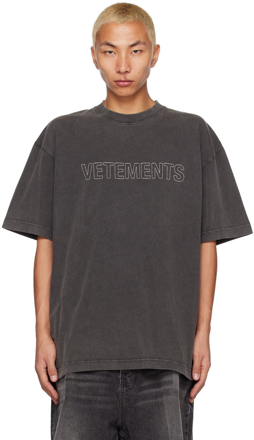 

Серая футболка с вышивкой VETEMENTS