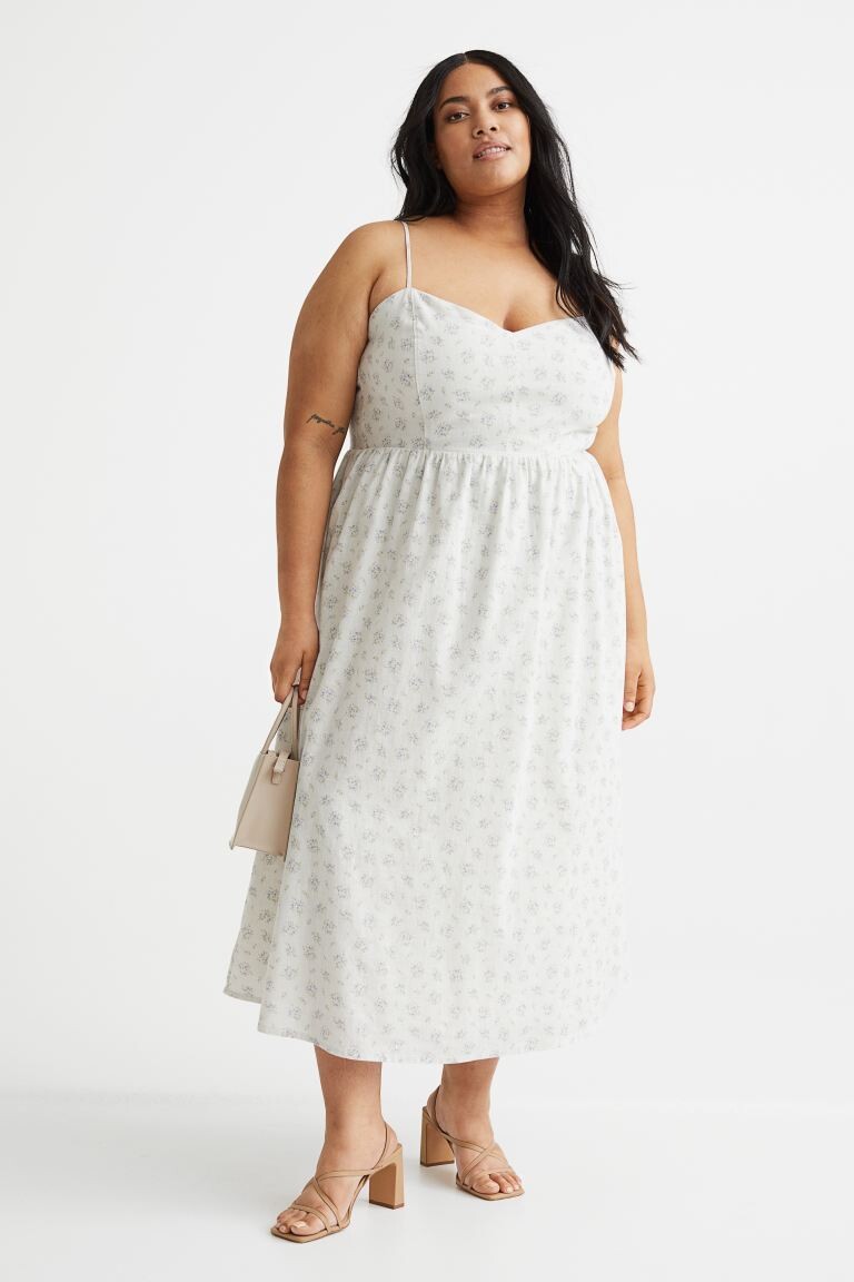 

H&M+ Платье из смесового льна, белый/маленькие цветы