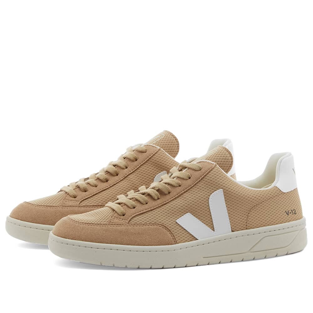 

Кроссовки Veja V-12 Leather Sneaker