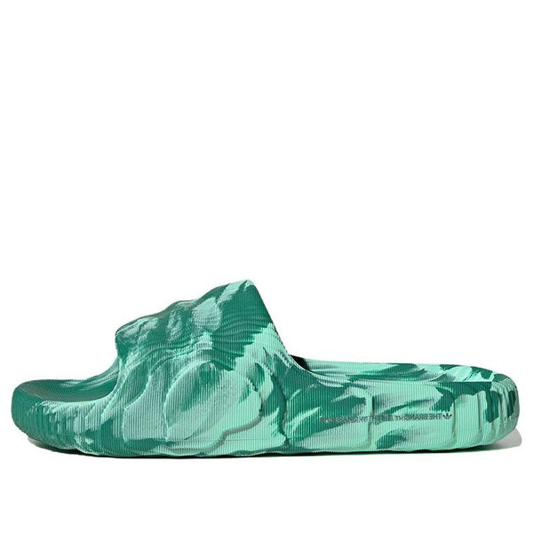 Шлепанцы adidas originals Adilette 22 IE7725, зеленый
