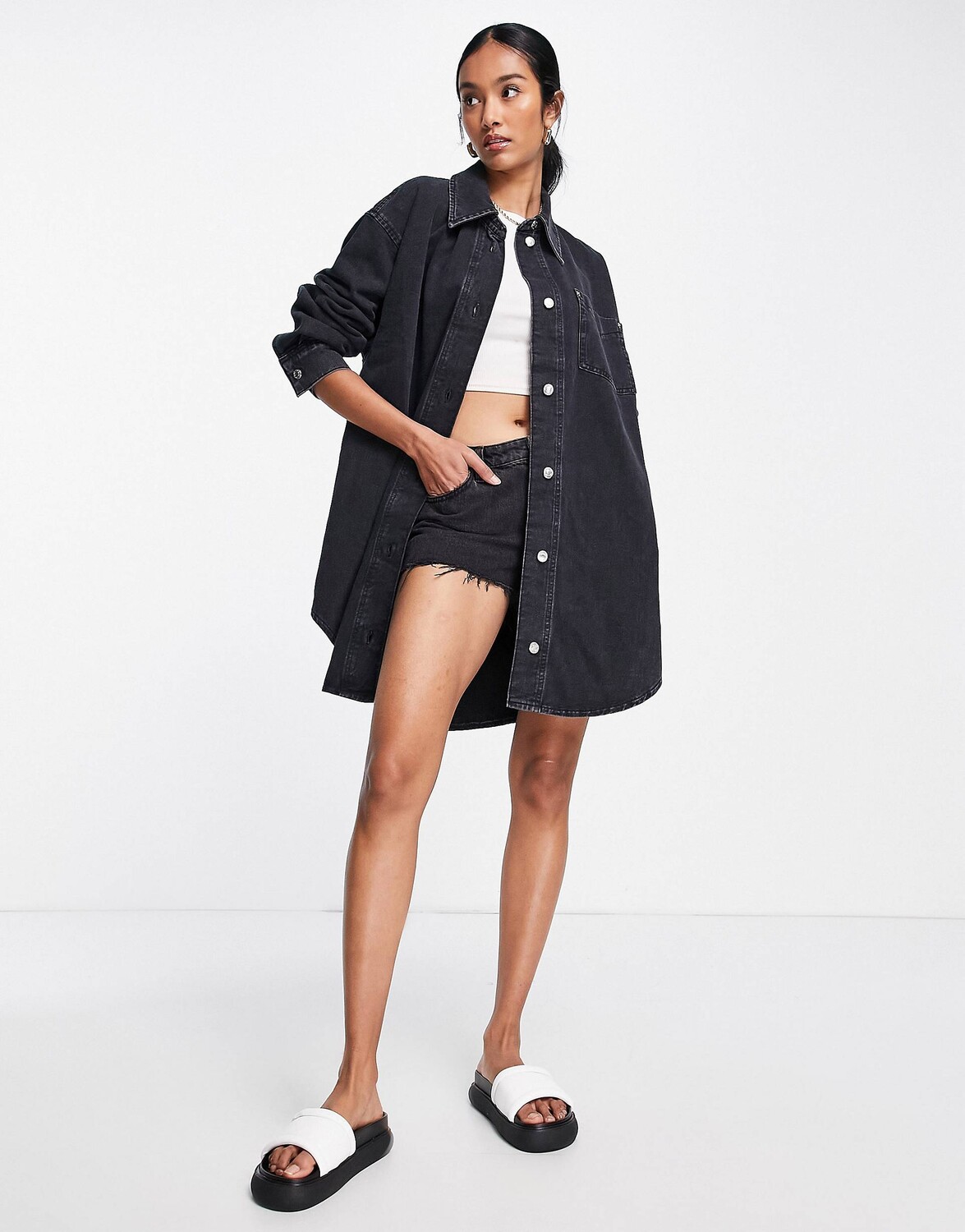 

Черная джинсовая рубашка оверсайз Topshop