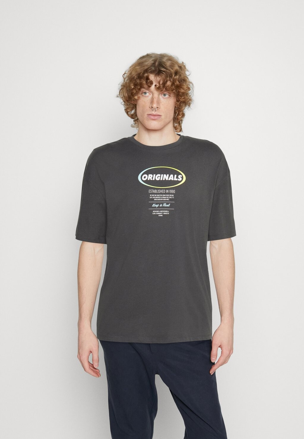 

Футболка с принтом Jack & Jones, черный