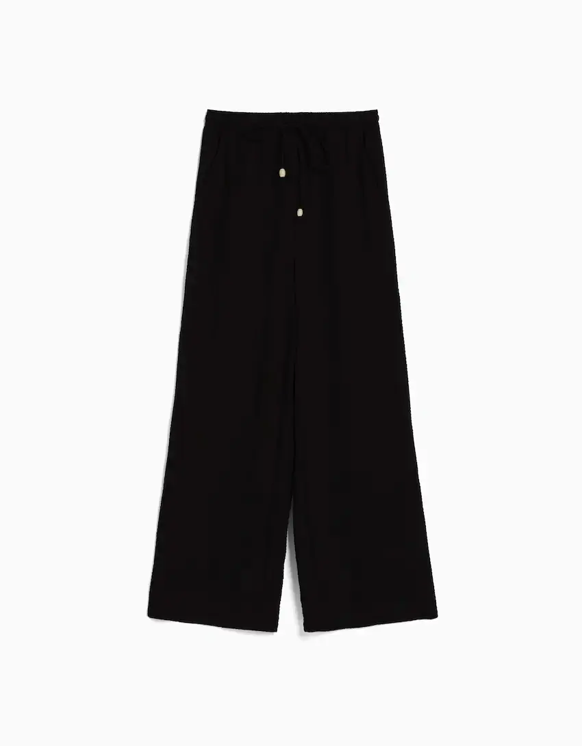 

Брюки Bershka Wide Leg Embossed, черный