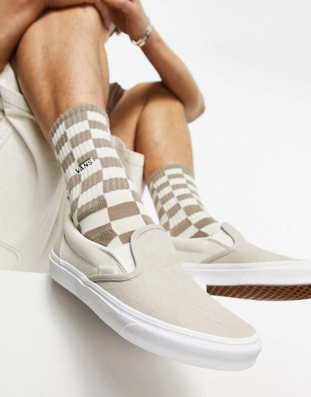 

Белые льняные кроссовки Vans Slip On