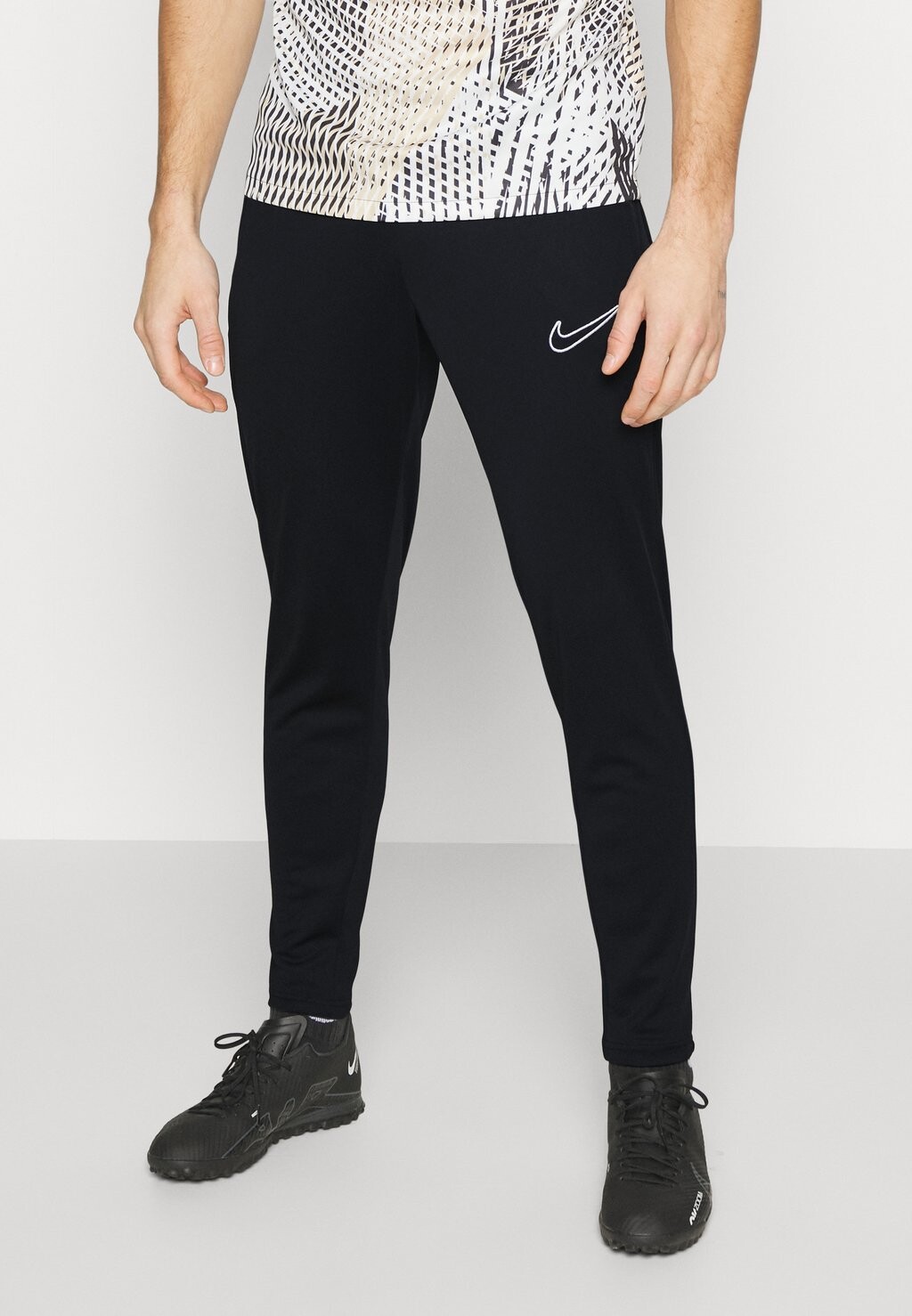 

Спортивные брюки Nike ACADEMY PANT, цвет Black/White