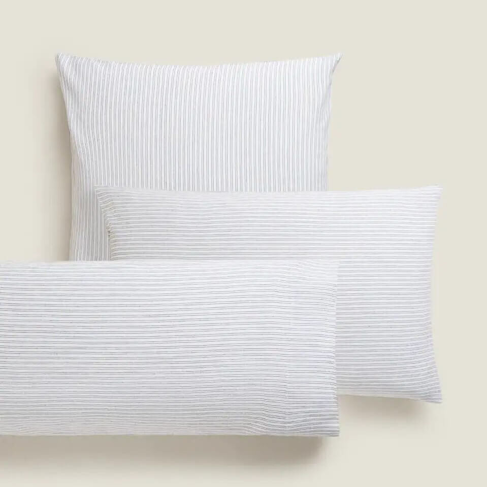 

Наволочка Zara Home Striped Linen, голубой