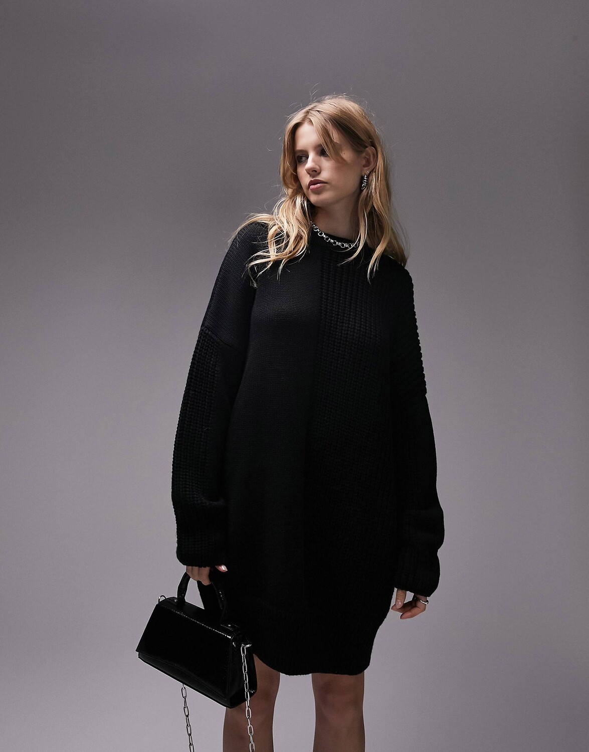

Черное трикотажное платье в рубчик с круглым вырезом Topshop