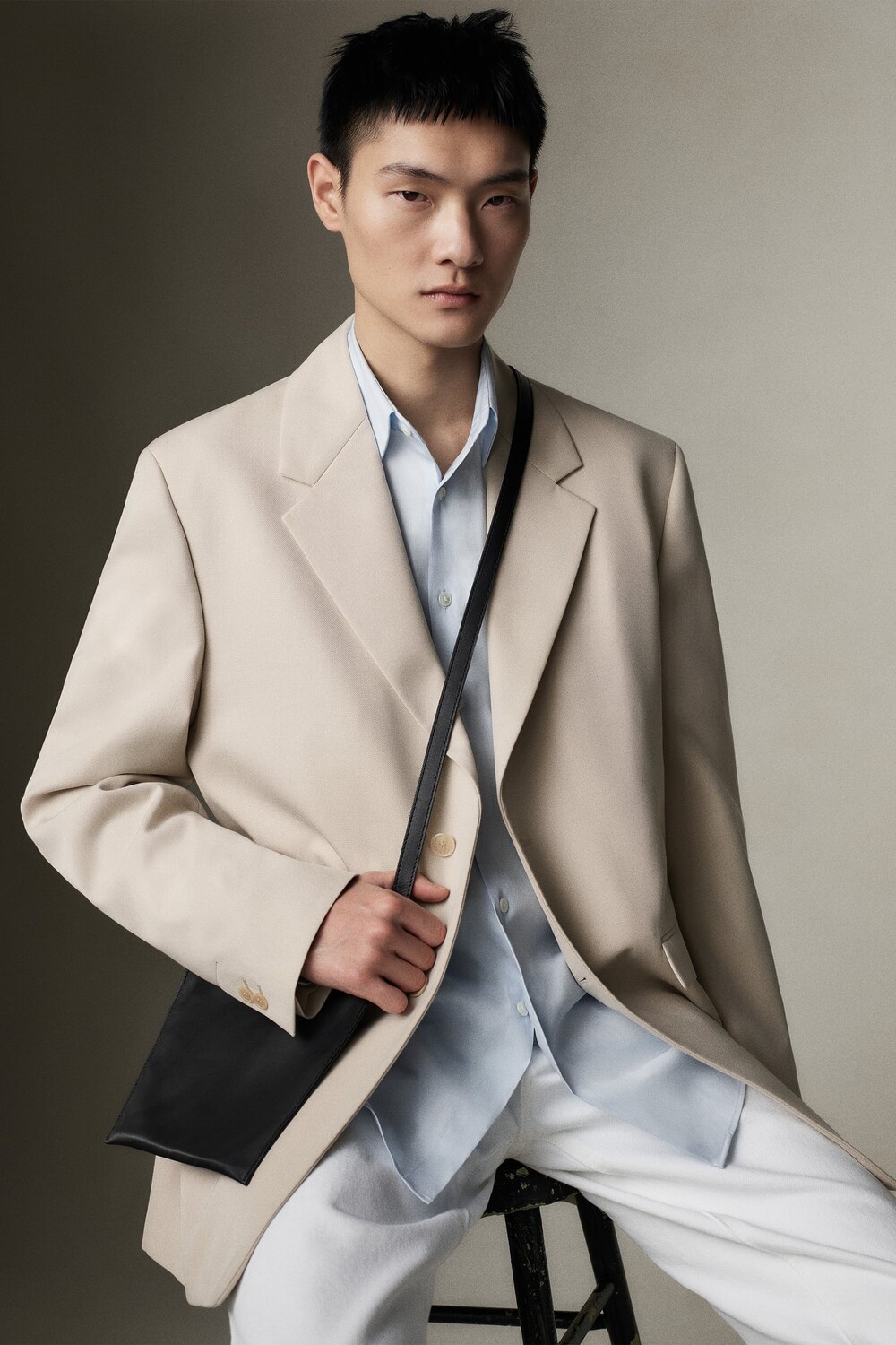 

Пиджак расслабляющего кроя - ограниченная серия ZARA, экру ДУБЛЬ