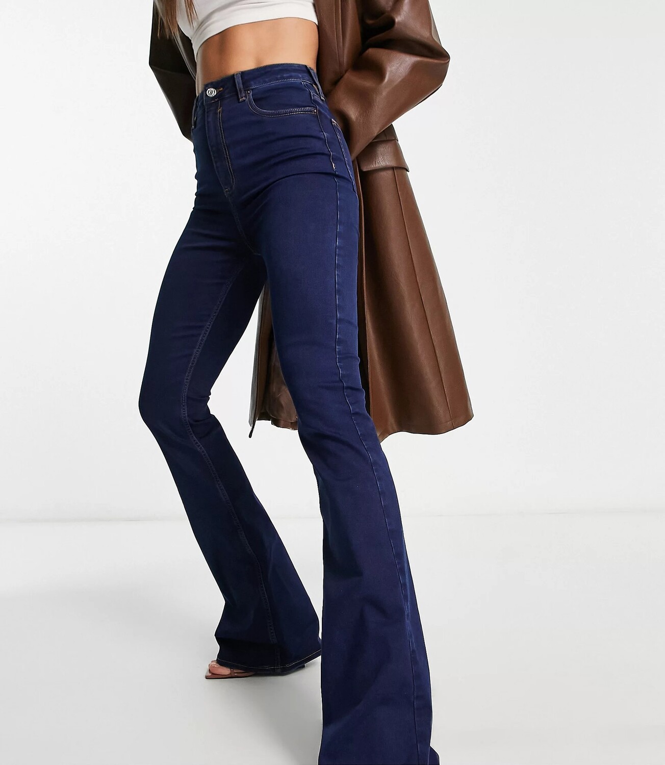 

Джинсы Asos Design Tall Power Stretch Flare, темно-синий