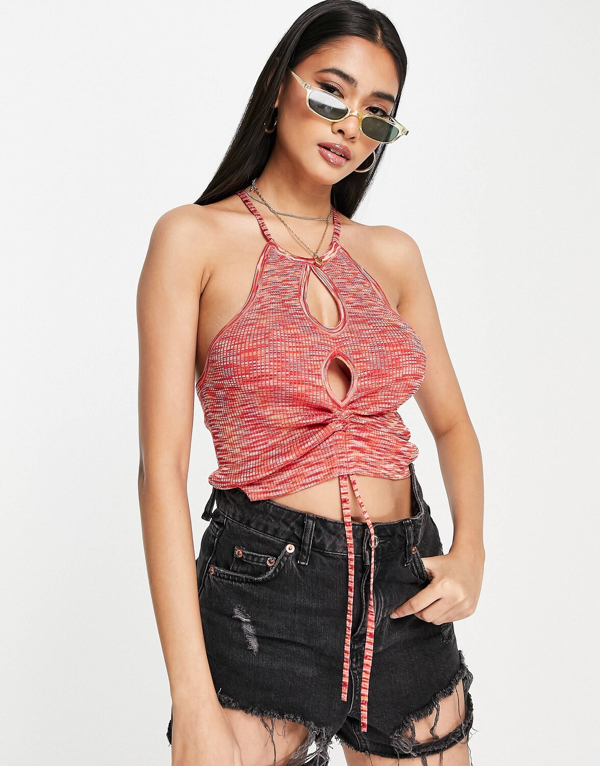 

Трикотажный укороченный топ ASOS DESIGN с рюшами и вырезами спереди в космическом цвете, Коричневый