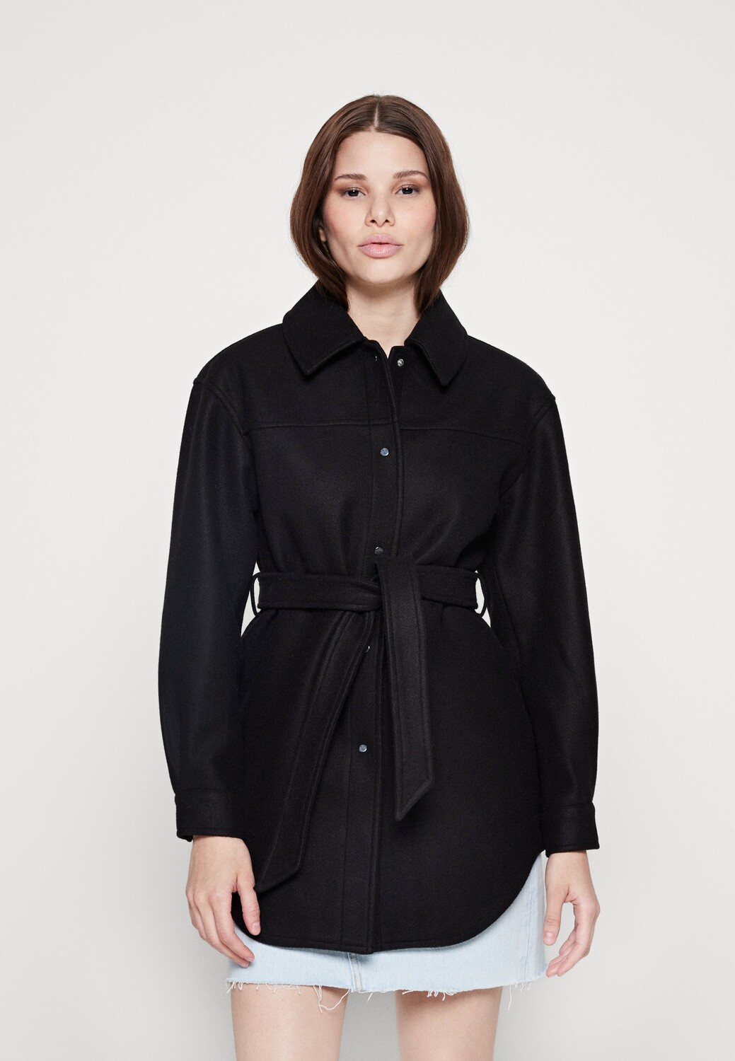 

Пальто короткое Vero Moda, черный