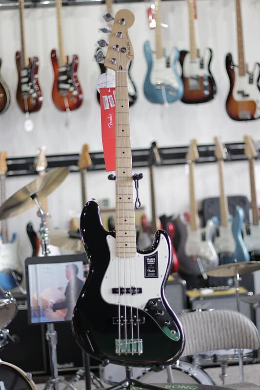

Fender Jazz Bass 2022 Черный