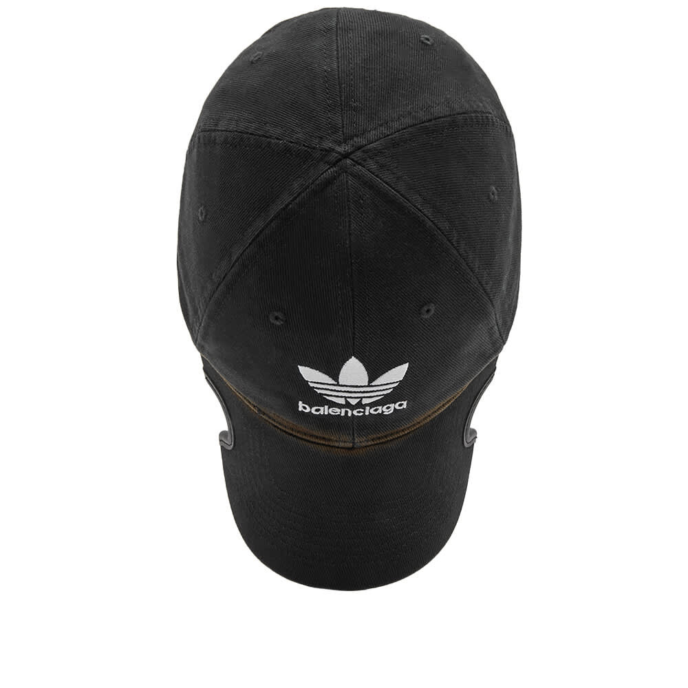 

Кобрендинговая кепка x Adidas Hat Balenciaga