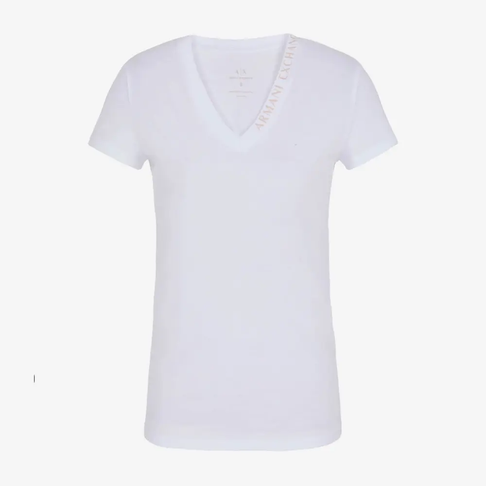 

Футболка Armani Exchange Regular Fit, белый