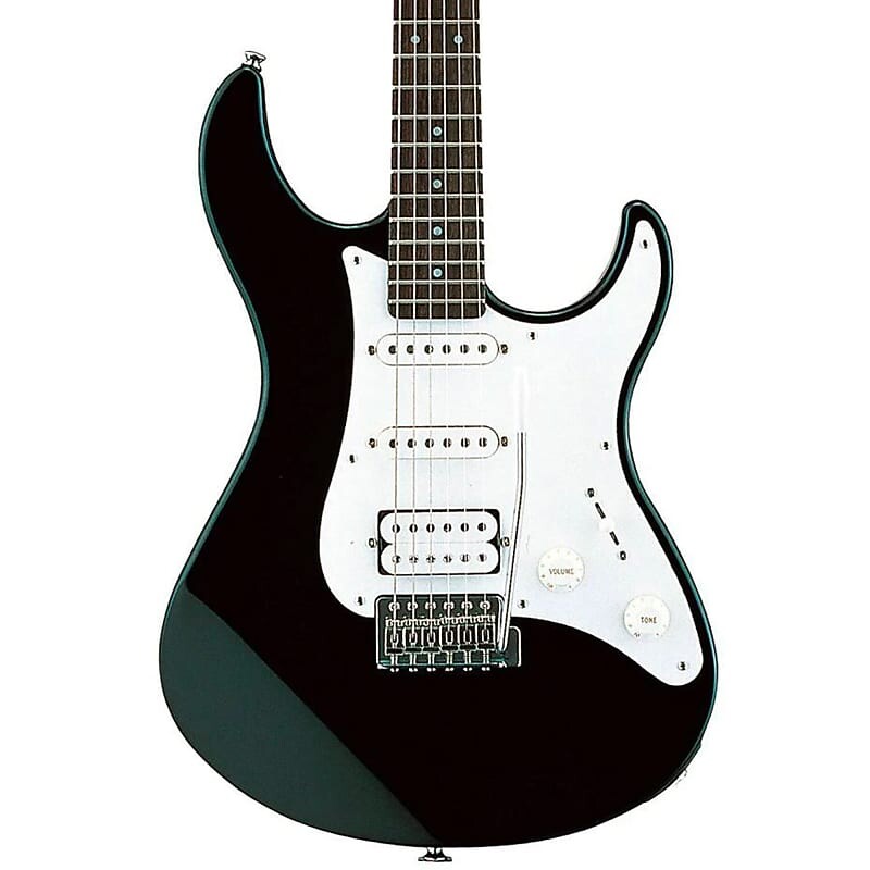 

Yamaha Pacifica PAC112J Черный