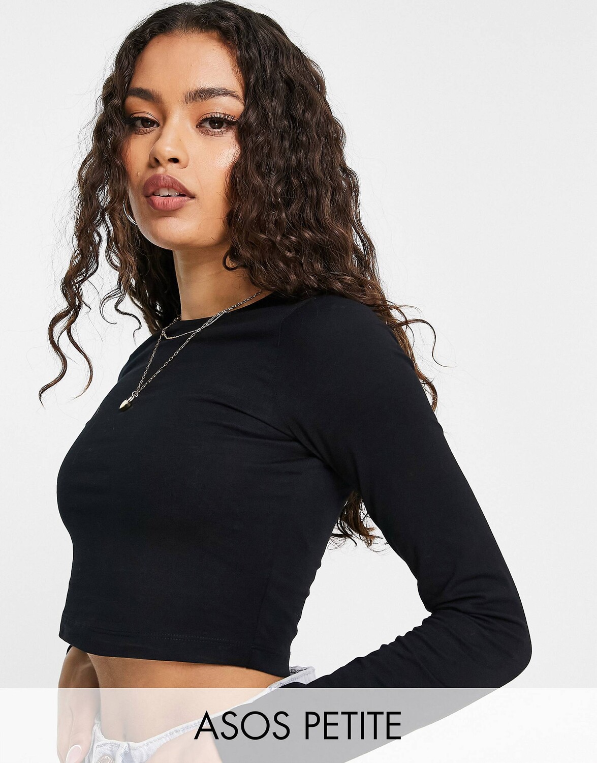 

Черная приталенная укороченная футболка с длинным рукавом ASOS DESIGN Petite, Черный
