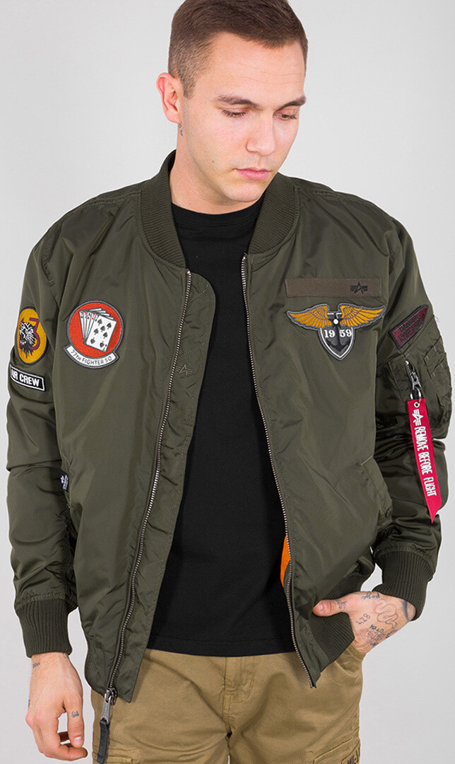 

Куртка Alpha Industries MA-1 TT Patch SF, темно-зеленая