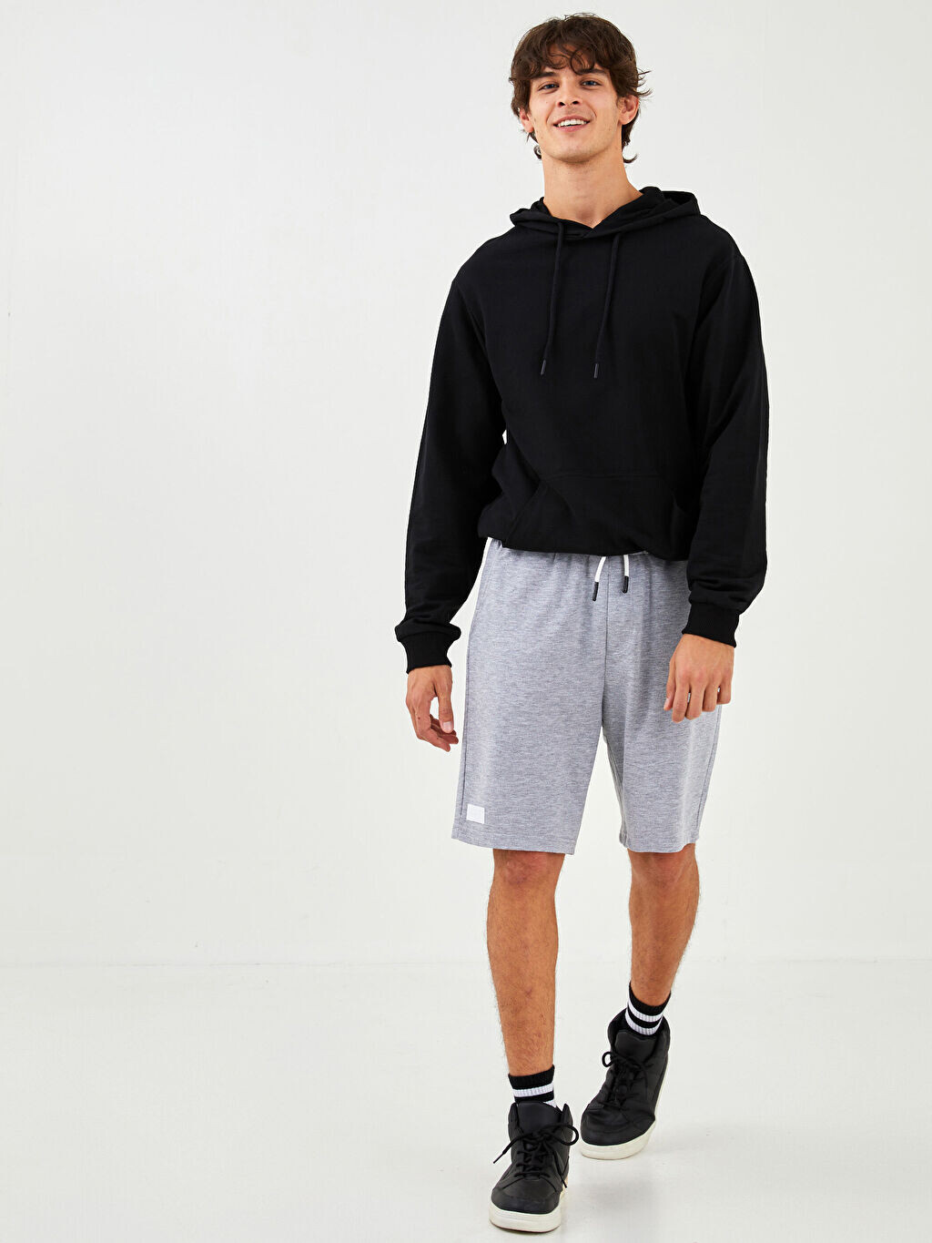 

Мужские шорты Slim Fit с завязками на талии Xside