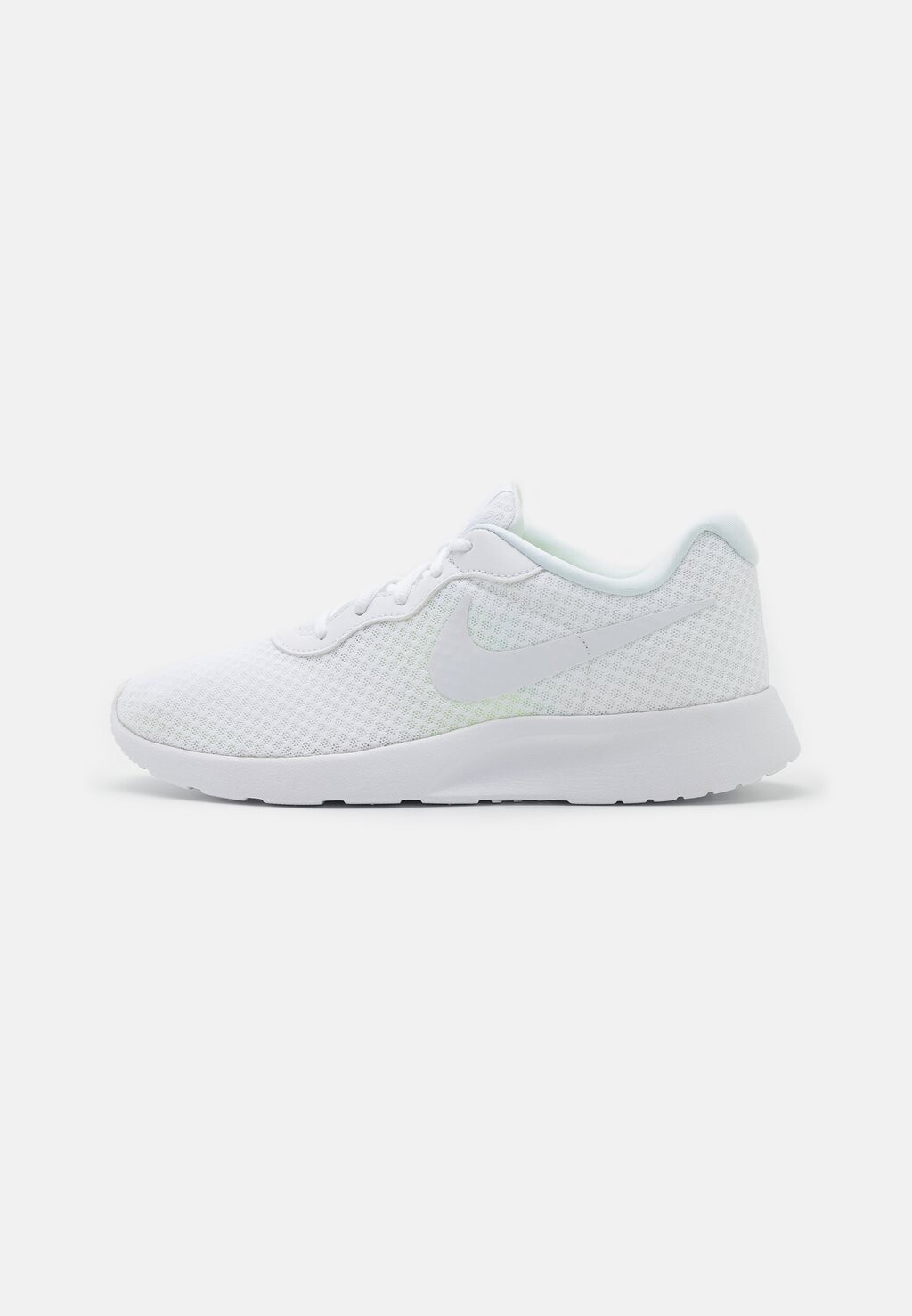 

Кроссовки Nike Tanjun Flyease, белый / вольт