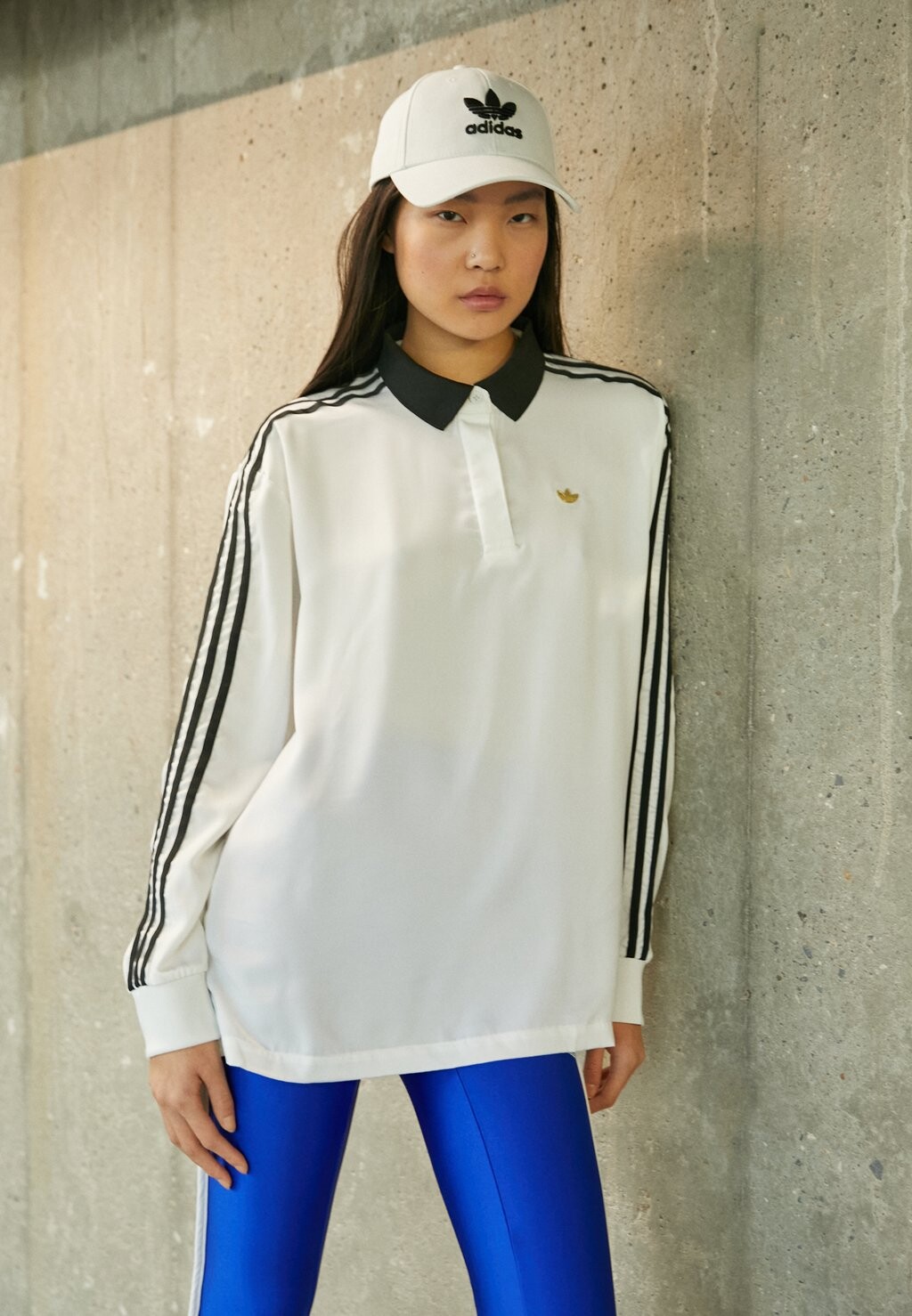 

Блузка adidas Originals, белый