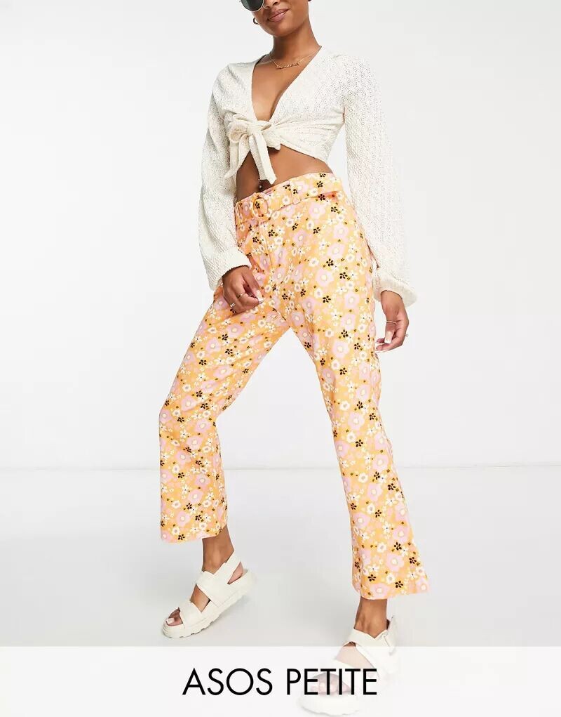 

Укороченные брюки с поясом ASOS Petite с ярким цветочным принтом