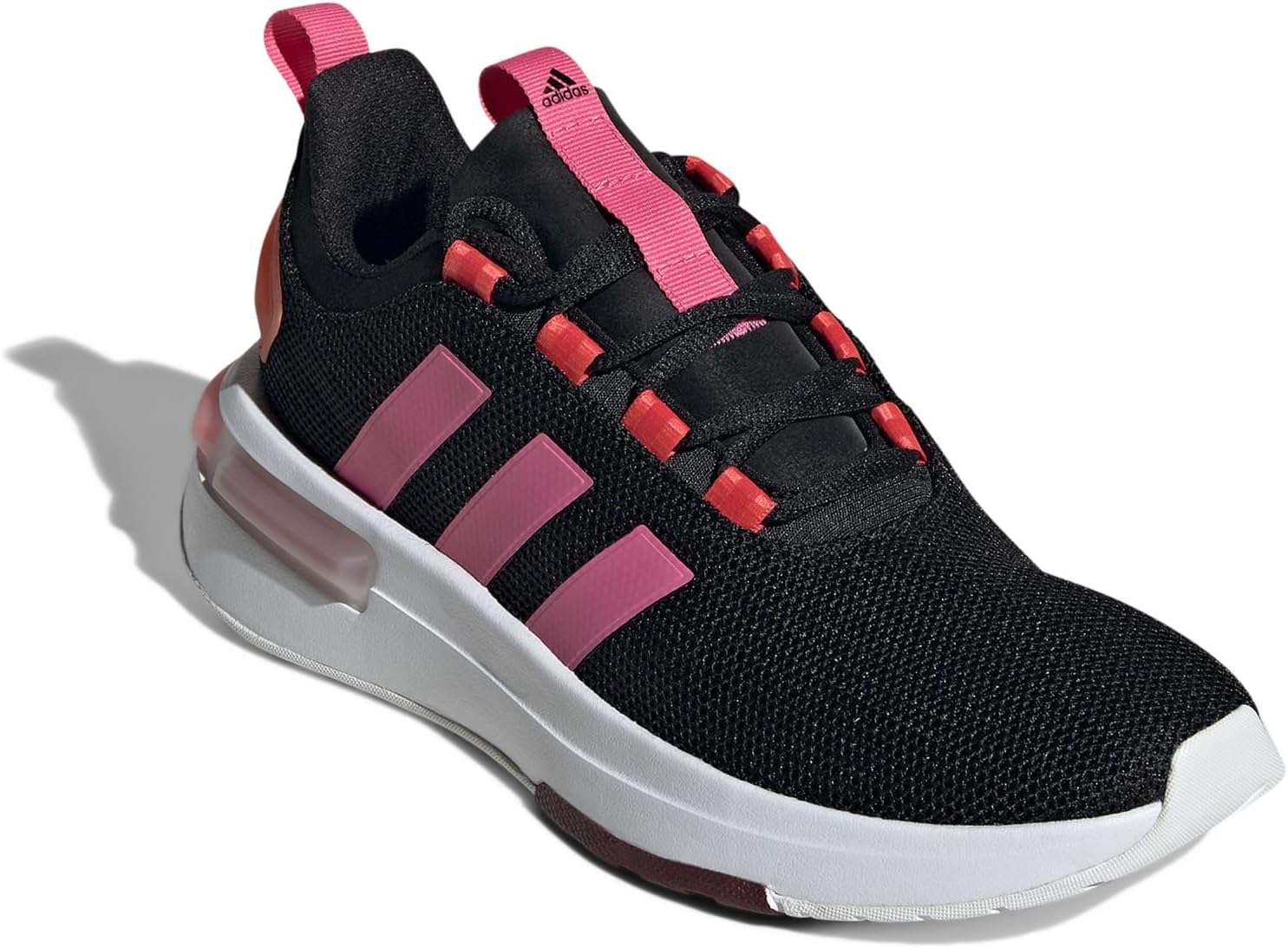 Кроссовки Racer TR23 adidas, цвет Black/Pink Fusion/Shadow Red