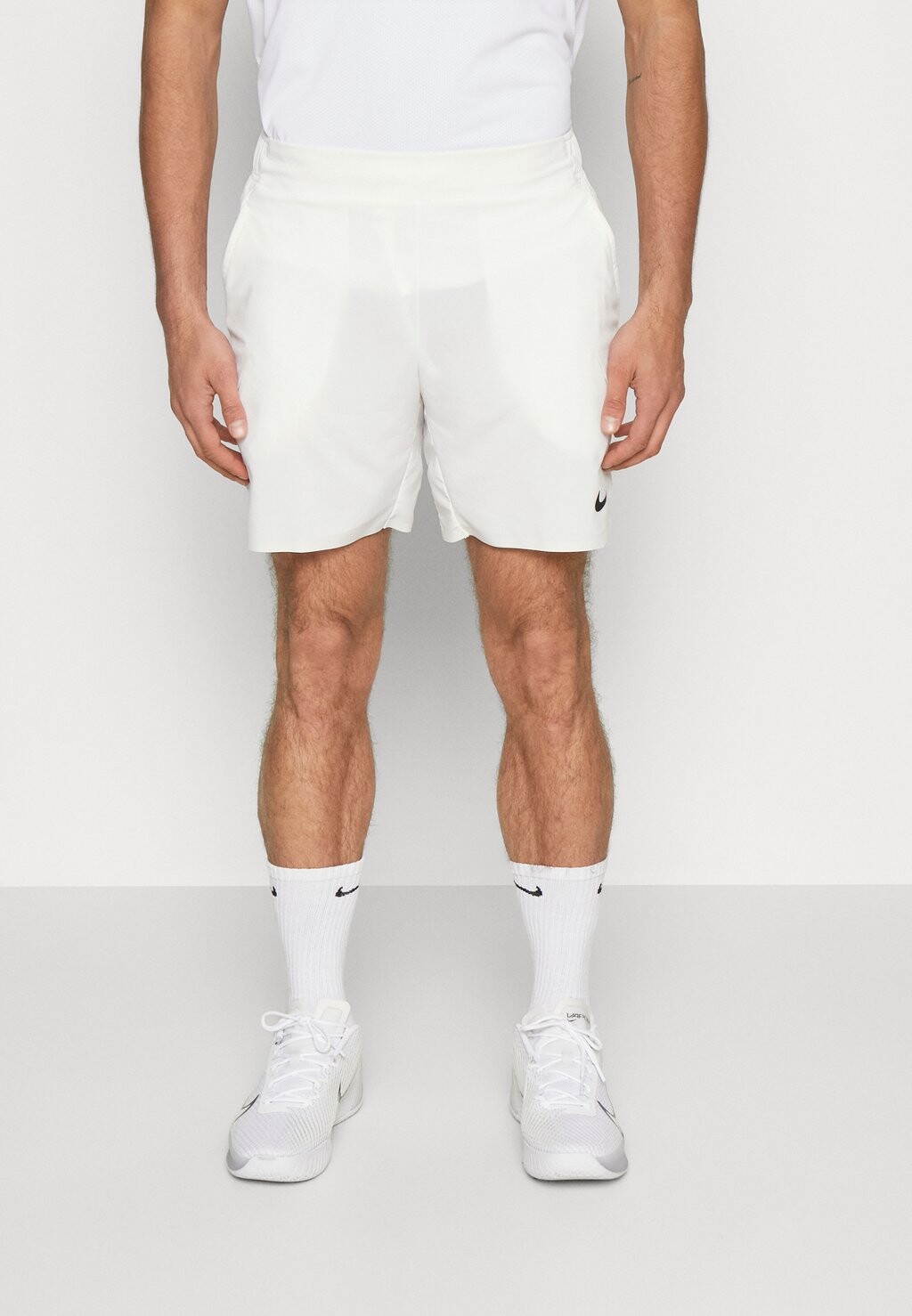 

Шорты Nike