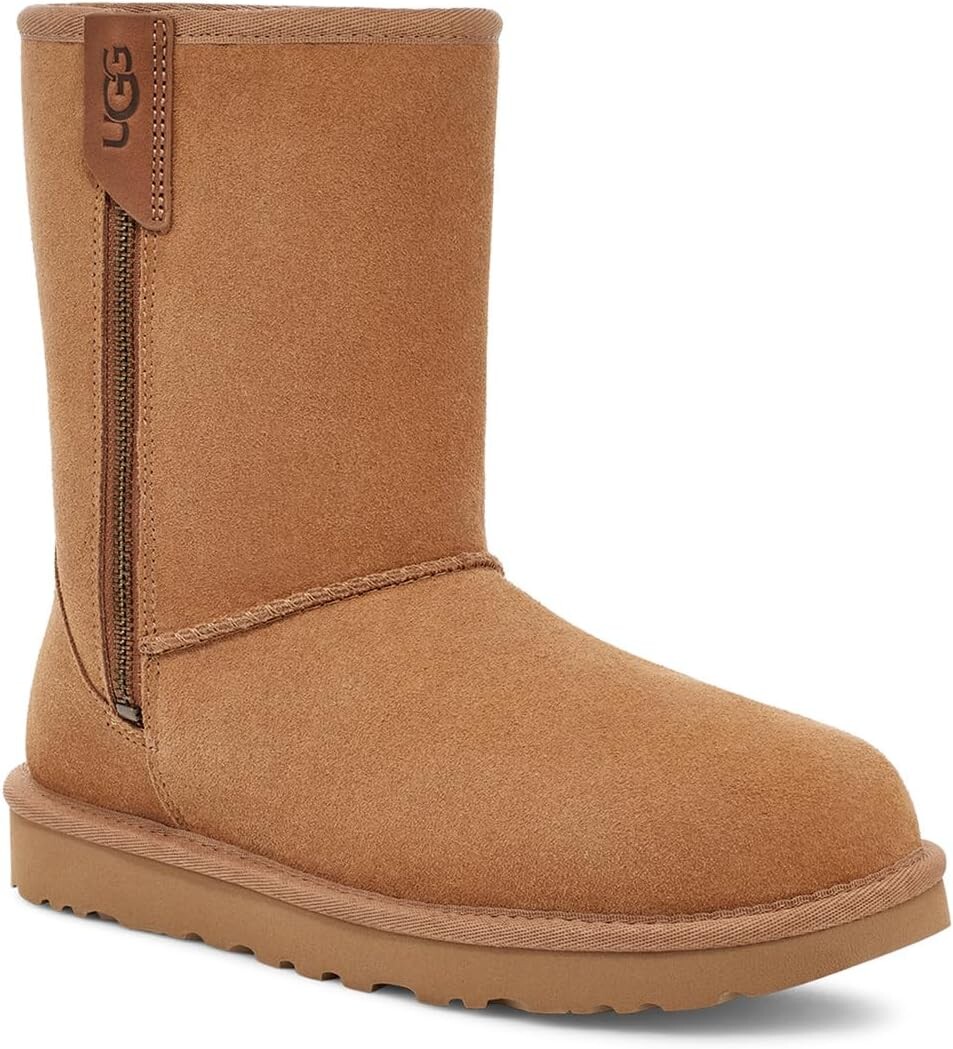 

Сапоги Classic Short Bailey Zip UGG, цвет Chestnut