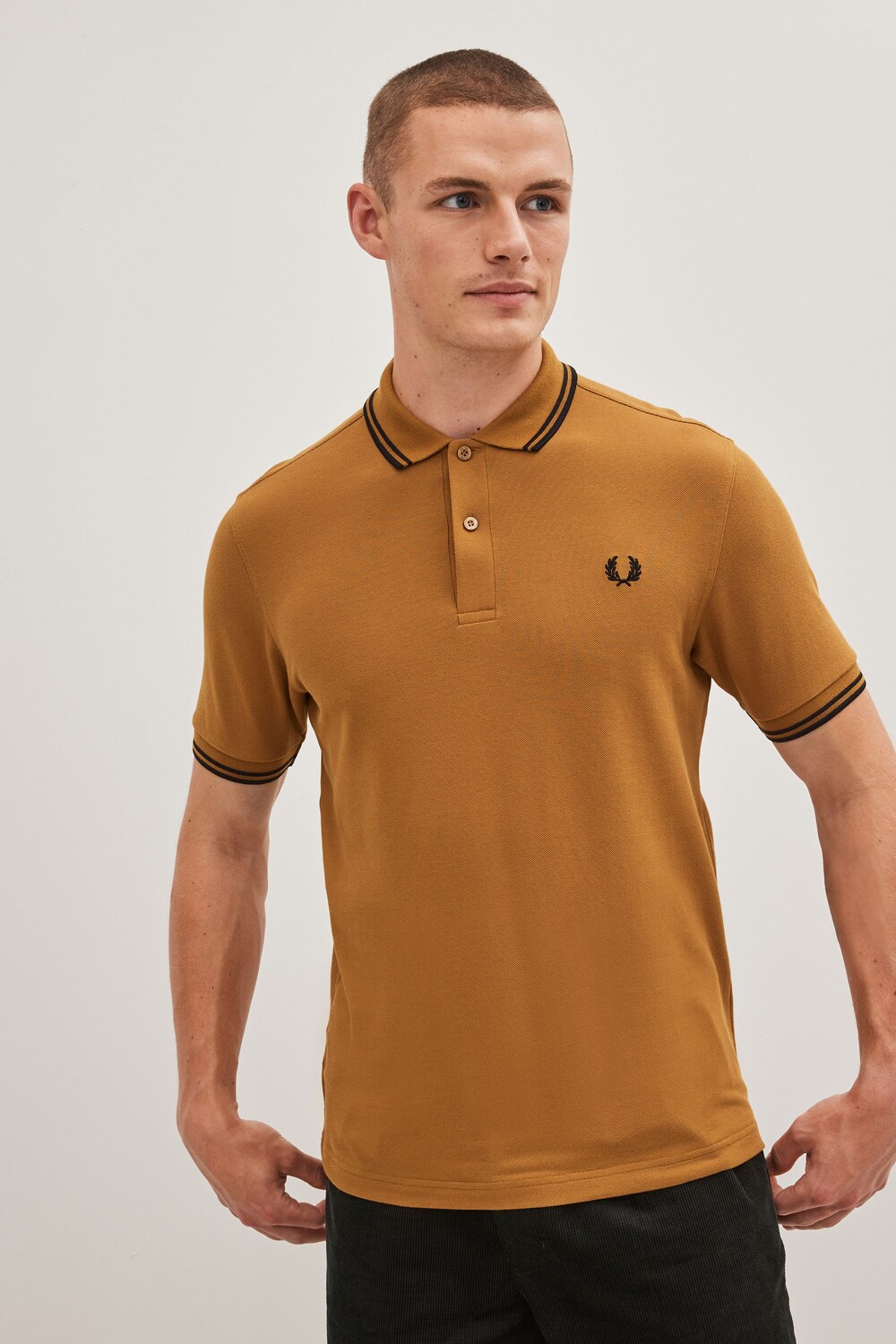 

Мужская рубашка-поло с двойными полосками Fred Perry, черный