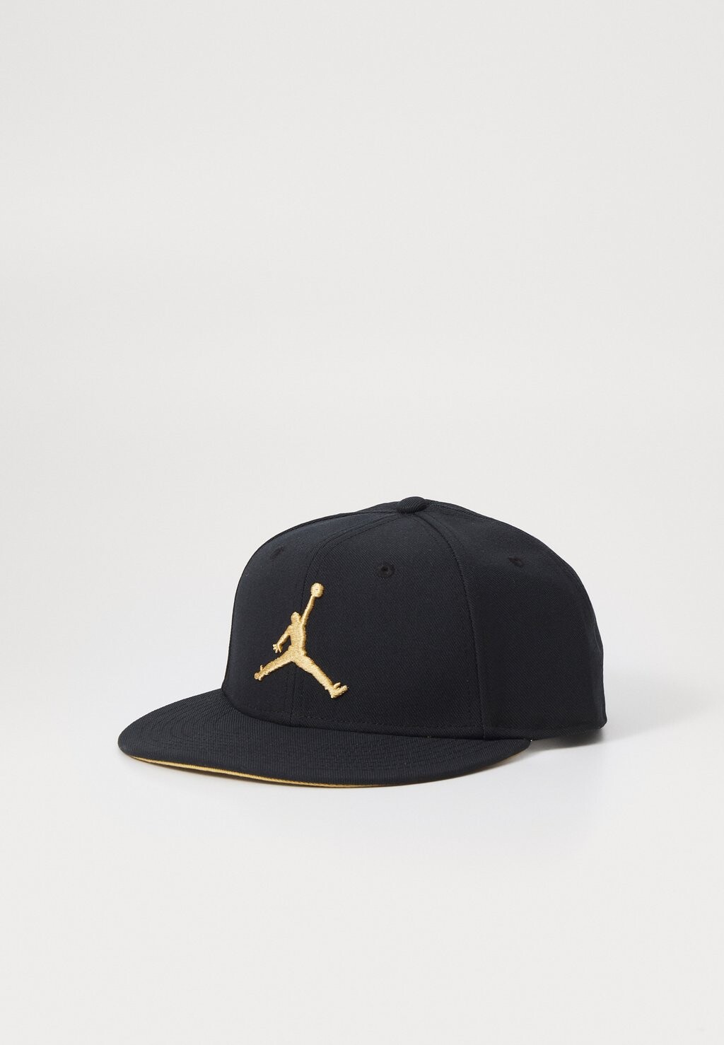 

Бейсболка PRO JUMPMAN Jordan, черный