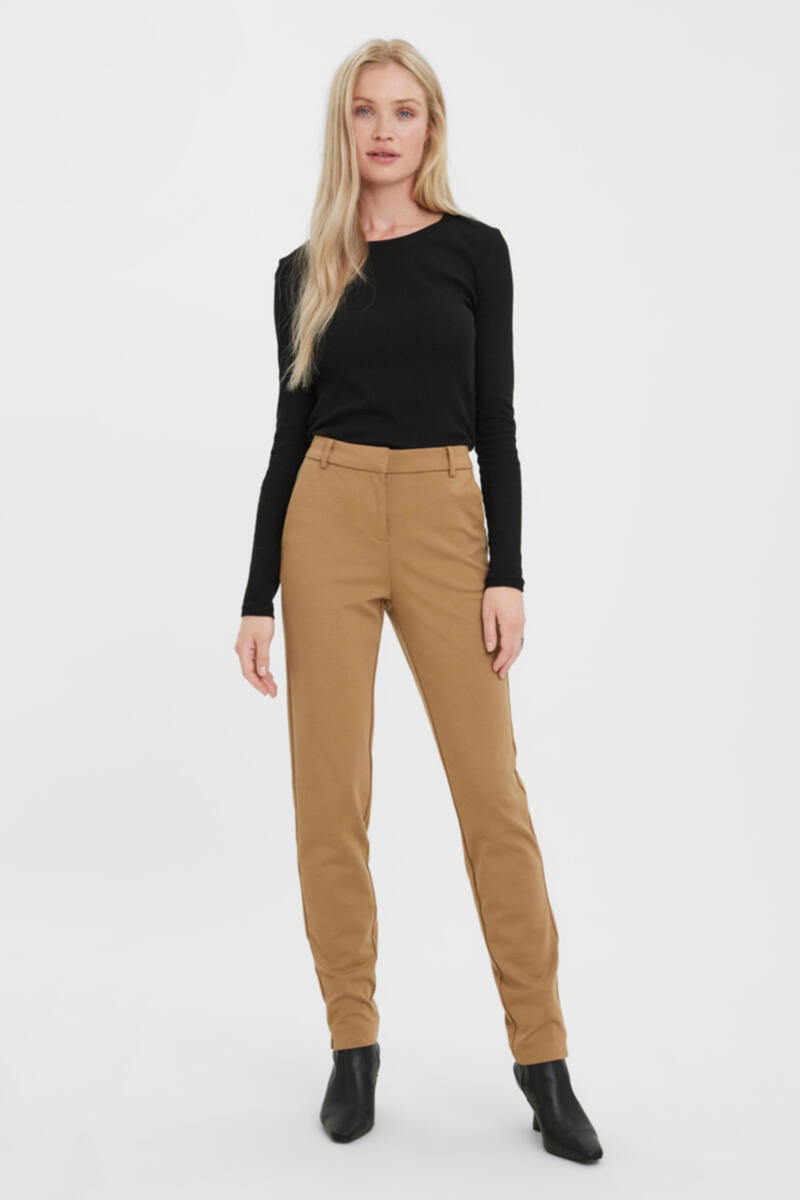 Длинные трикотажные брюки Vero Moda, коричневый