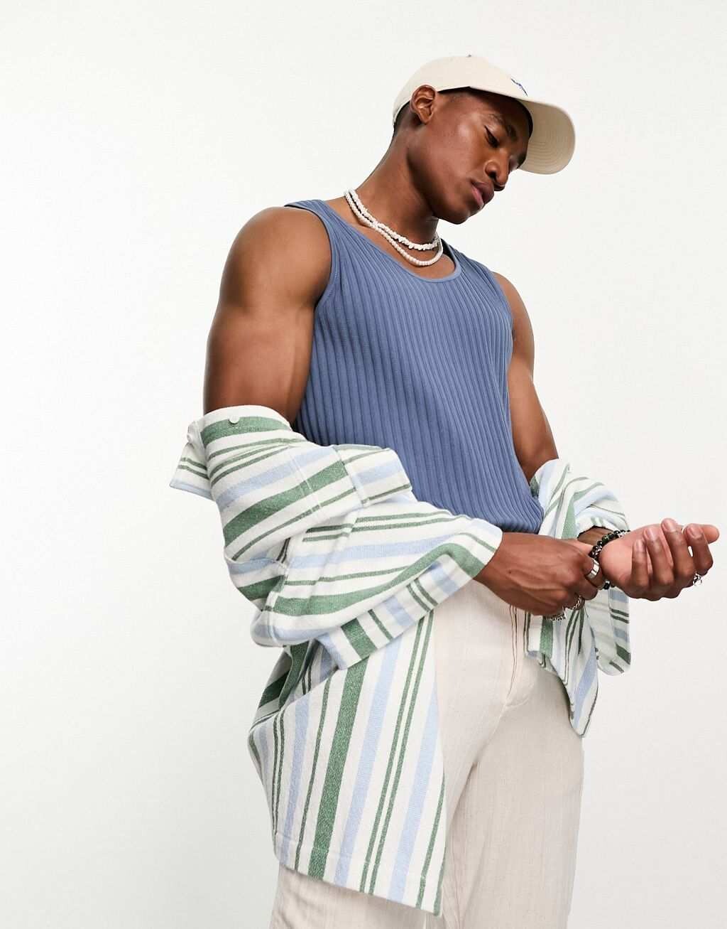 

Синий жилет в рубчик с мышцами ASOS DESIGN