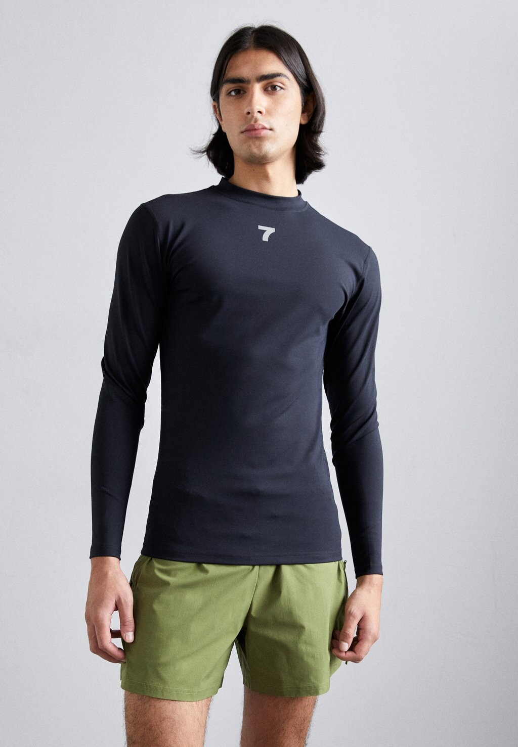 цена Футболка с длинным рукавом Compression Longsleeve Tee 7 DAYS Active, черный