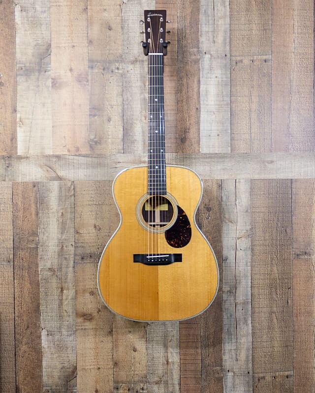 

Акустическая гитара Eastman E20OM-TC
