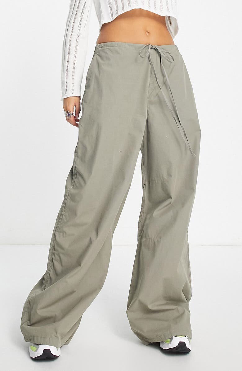 

Хлопковые штаны с парашютом ASOS DESIGN