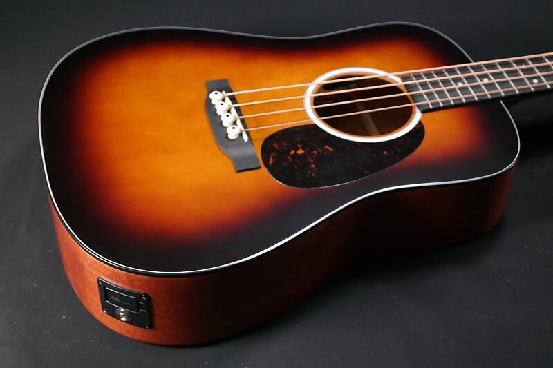 

Басс гитара Martin D Jr-10E Acoustic-electric Bass Guitar - Burst - 320