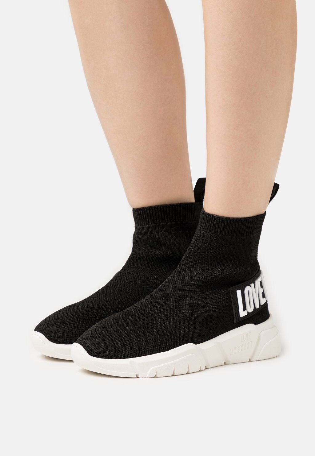 

Высокие кроссовки Love Moschino, черный