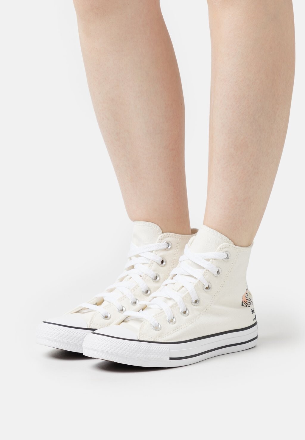 

Высокие кроссовки Converse
