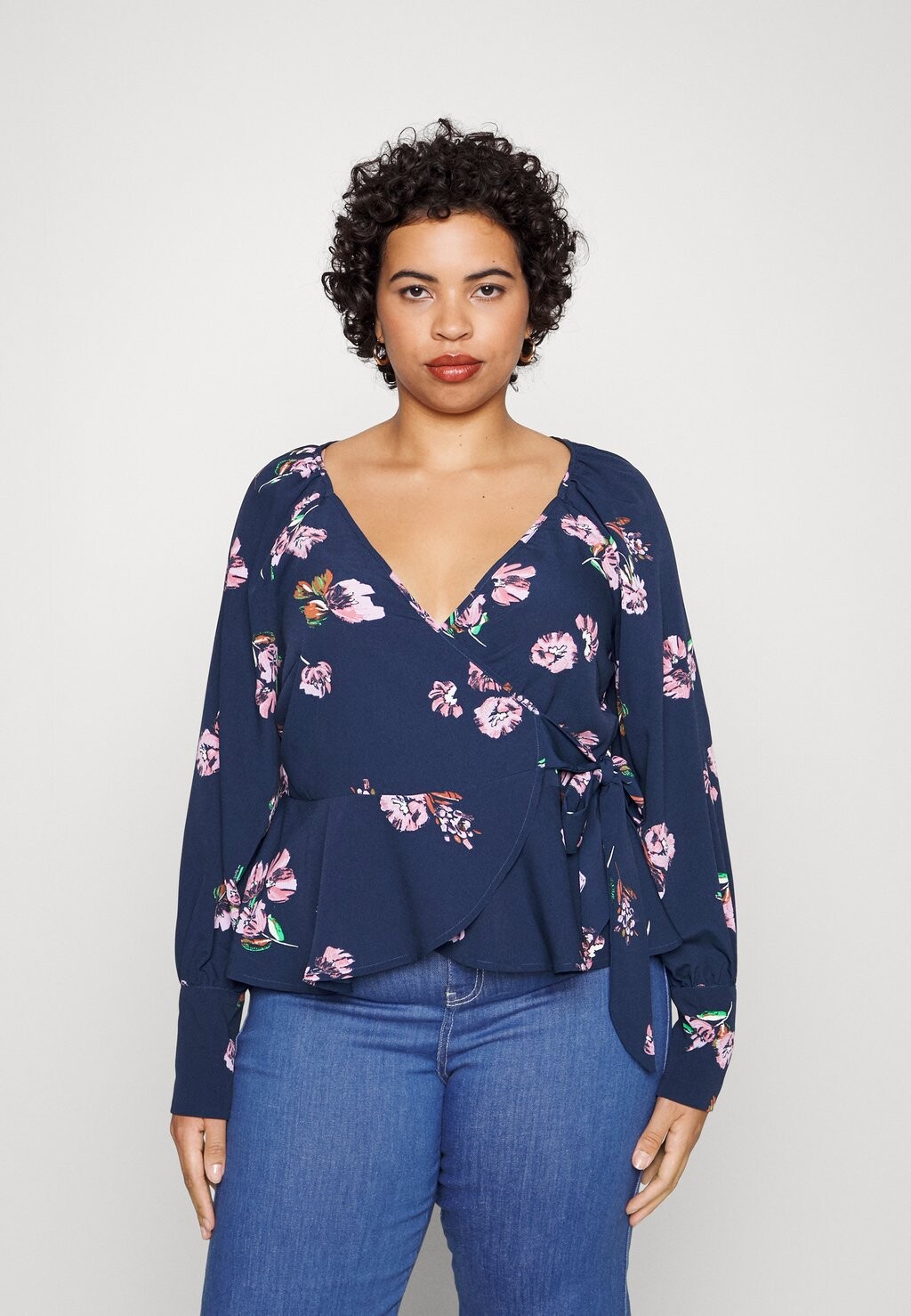 

Блузка Vero Moda